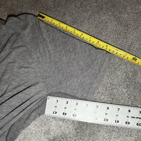 Lululemon Heather Gray Performance Short Sleeve Shirt Mens Small Stretch - Picture 9 of 10